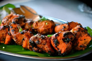 Chicken Lehsuni Tikka