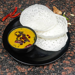 APPAM GREEN PEAS CURRY (3 Pieces)