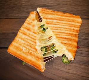 Cheese chilli grilled sandwich