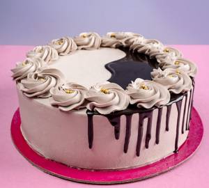 Fantastic Choco Vanilla Cake