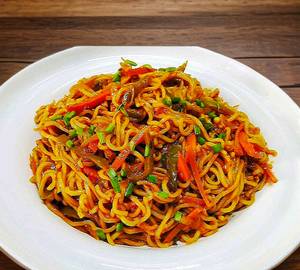 Schezwan spicy maggi 
