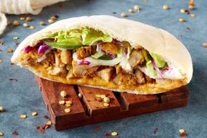 Harissa Chicken Pita Pocket Sandwich