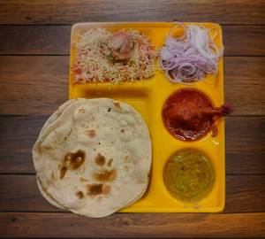 Muradabadi Chicken Biryani, Half=Half Butter Chicken= 4 Roti