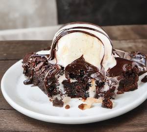 Brownie with ice cream                                                 
