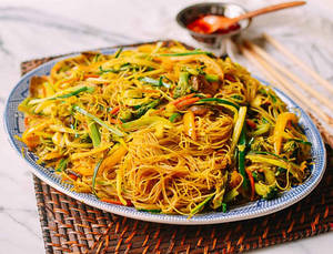 Veg Singapuri Noodles