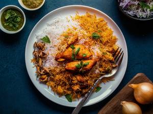 Muradabadi + Hyderabadi Mix Chicken Biryani