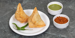 Samosa Plate (2 Pcs)