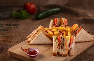 Club cheese grilled sandwich
