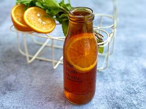Oranges And Mint Iced Tea