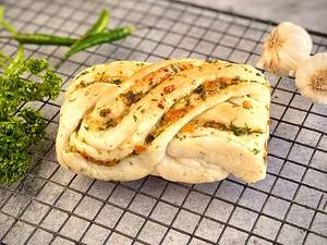 Chilli Garlic Pull Apart Bread