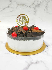 Father's Day Black Forest Cake (1200 Gms)