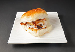 Bbq Vada Pav