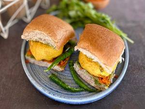 Vada Pav Multigrain [2 Pieces]