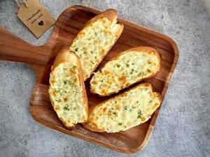 Cheesy Garlic Bread [4 Pieces]