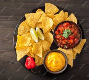 Nachos With Cheese Dip & Salsa
