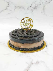 Father's Day Choco Chip Cake (500 Gms)