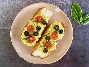 Avocado Guacamole Toast