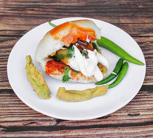 Mayo Vada Pav