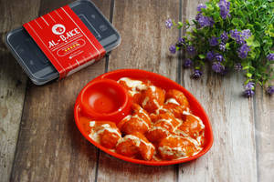 Butter Chicken Momos (8pcs)