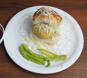 Cheese Vada Pav