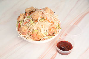 Prawns Hakka Noodles