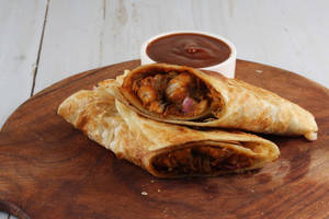 Egg Chicken Schezwan Roll