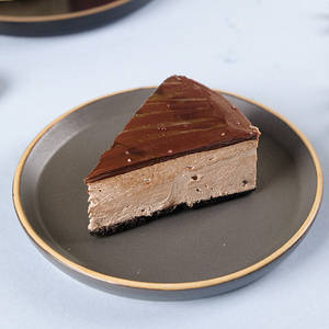 Hazelnut Cheesecake Slice