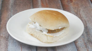 Makka Palak Double Cheese Vada Pav