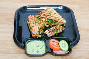 Salmon Fish Sandwich (30gm Protein)