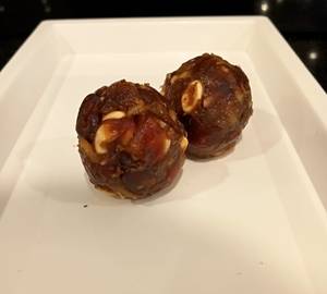 Dry Fruit Laddu (500)