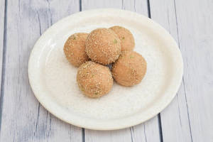 Urad Laddu
