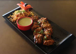 Surkh Murgh Tikka (330 Gm)