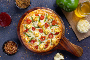 Spicy Peppy Paneer Pizza