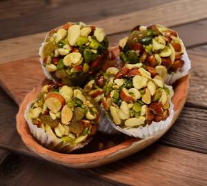 Dry Fruit Ladduu
