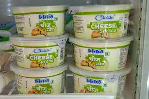 Processed Cheese Spread (180 g)