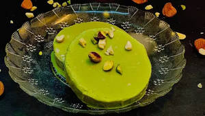 Badam Pista Kulfi Roll (Slice 100 gms)