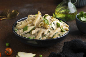 Veg Alfredo Pasta
