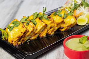 Mulayam Paneer Tikka (380 Gm)