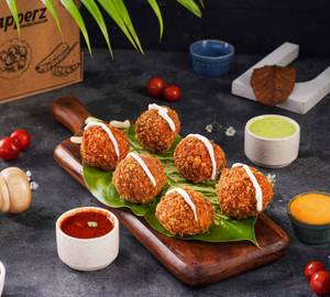 Paneer Manchurian Momos [8 Pieces]