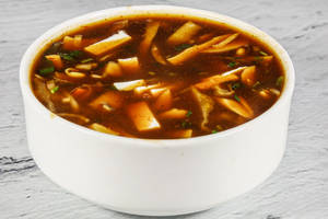 Veg Hot & Sour Soup (500ml)