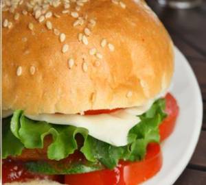 Veg cheese burger