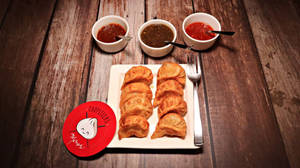 Veg Fried Momos (8 Pcs)
