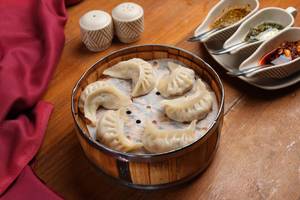 Chicken And Scallion Ziao Ji (6 Pcs)