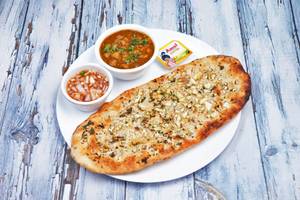 Mix Kulcha With Garlic Spl.