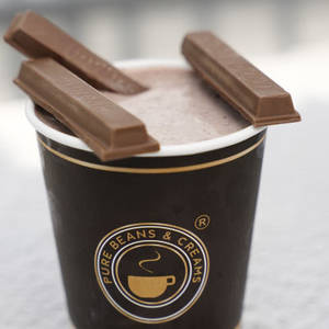 Kit Kat Shake
