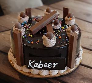 Kitkat Cake