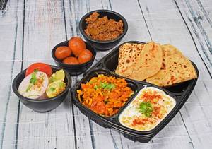 Sev Tamatar Dry With 4 Tawa Paratha And Raita