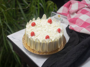 White Forest Cake (250 Gm)