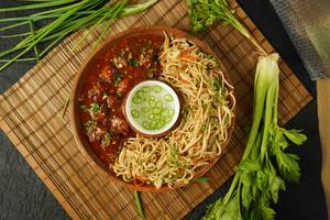 Veg fried  noodles