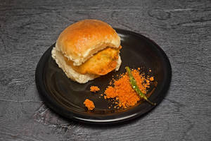 Classic Vada Pav